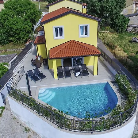 Lovely In With Swimming Pool Villa