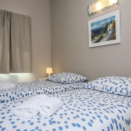 Lovely In With Swimming Pool * Porec